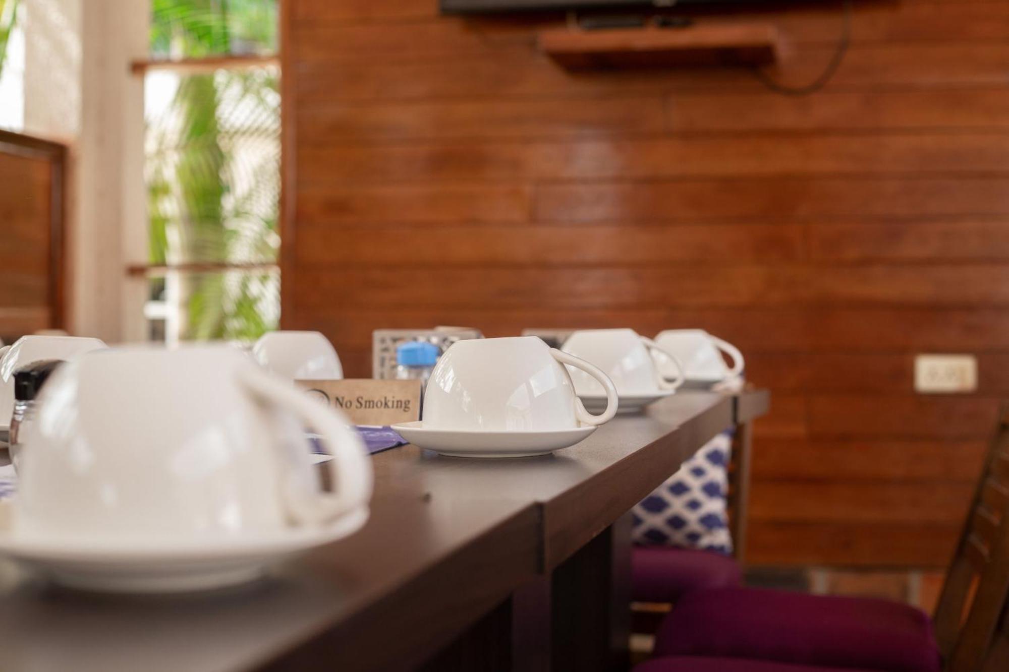 Bragha Apartments And Hotel 세콘디타코라디 외부 사진